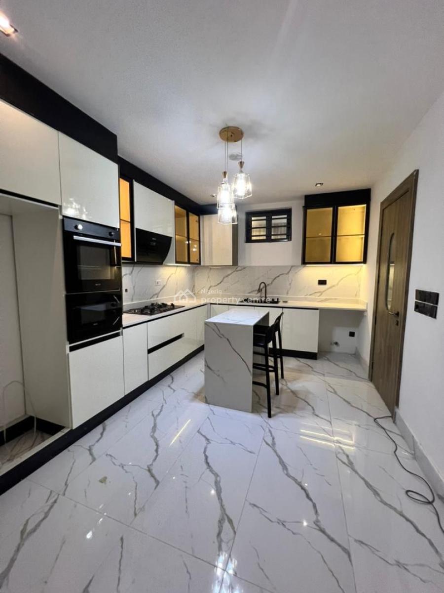 Elegantly Newly Built 2 Bedroom Plus Pool, Gym & Elevator, Lekki Phase 1, Lekki, Lagos, House for Sale