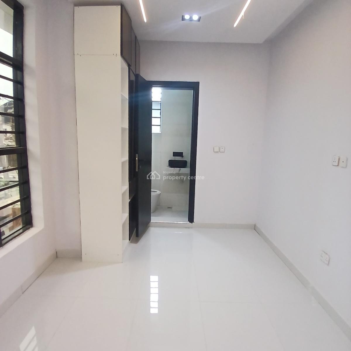 4 Bedroom Detached Duplex with Bq, Ikota, Lekki, Lagos, Detached Duplex for Sale