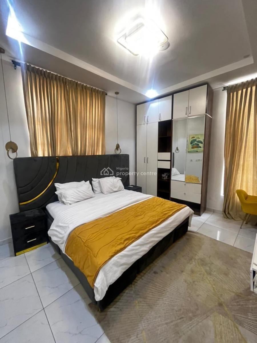 Fully Furnished and Serviced Estate: Brand New with Stable Power, Ologolo, Lekki, Lagos, Flat / Apartment for Rent