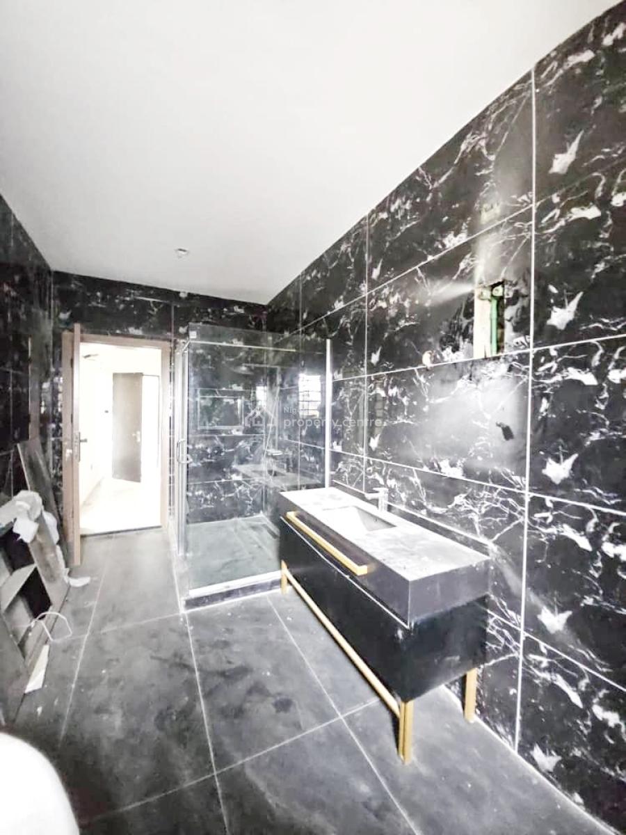 Luxury 3 Bedroom Flat, Gra, Ikeja, Lagos, Flat / Apartment for Sale