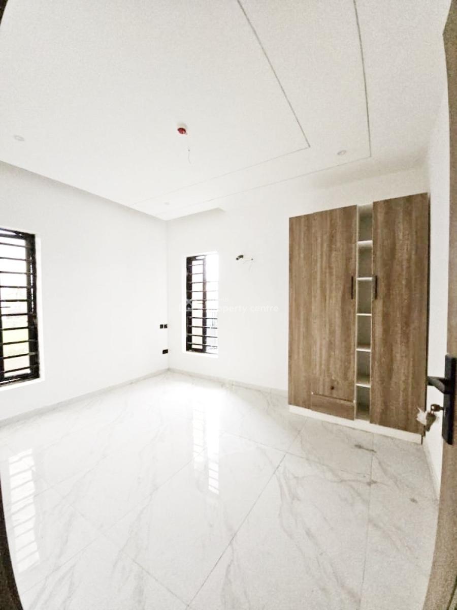 Luxury 3 Bedroom Flat, Gra, Ikeja, Lagos, Flat / Apartment for Sale