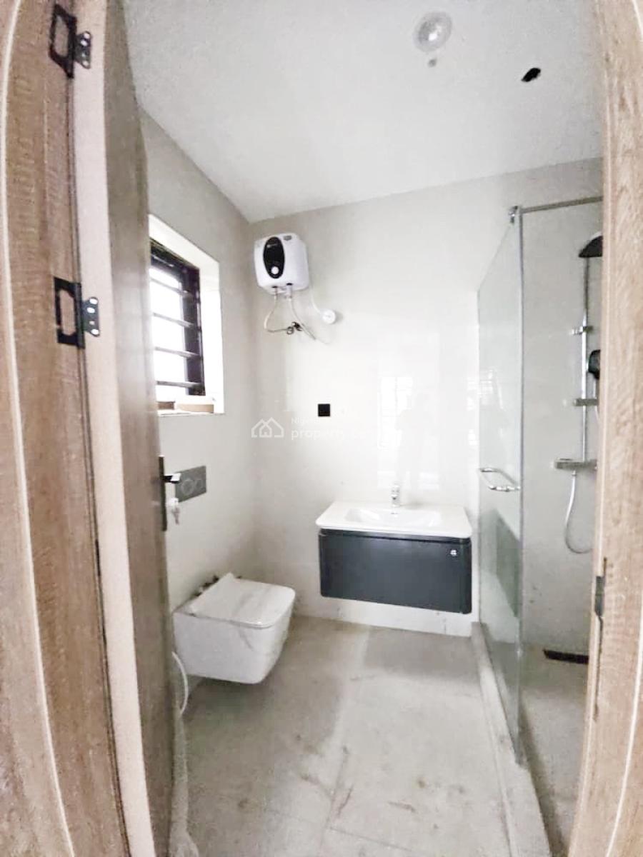 Luxury 3 Bedroom Flat, Gra, Ikeja, Lagos, Flat / Apartment for Sale