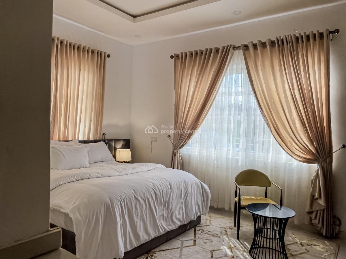 Beautiful Studio Apartment with Swimming Pool, Fatai Idowu Arobieke, Off Admiralty Road, Lekki Phase 1, Lekki, Lagos, Self Contain (single Rooms) Short Let