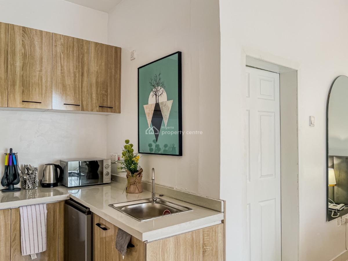 Beautiful Studio Apartment with Swimming Pool, Fatai Idowu Arobieke, Off Admiralty Road, Lekki Phase 1, Lekki, Lagos, Self Contain (single Rooms) Short Let