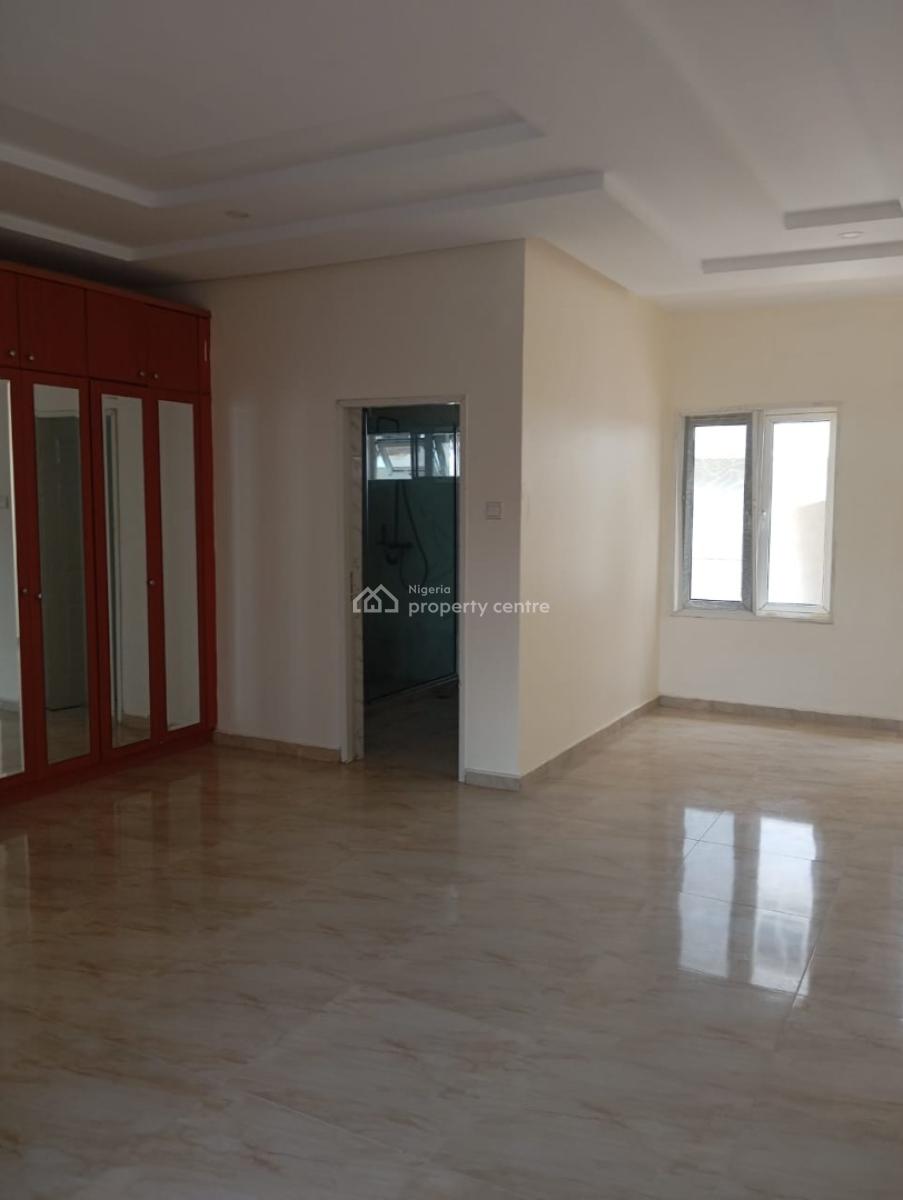 5bedroom Terrace Duplex with Bq, Tarred Road, Guzape District, Abuja, Terraced Duplex for Rent