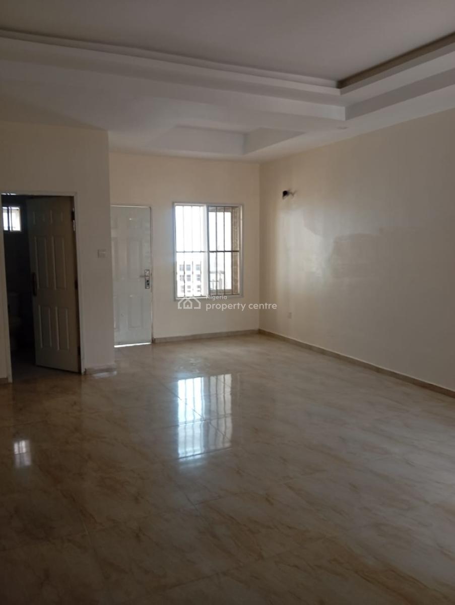 5bedroom Terrace Duplex with Bq, Tarred Road, Guzape District, Abuja, Terraced Duplex for Rent