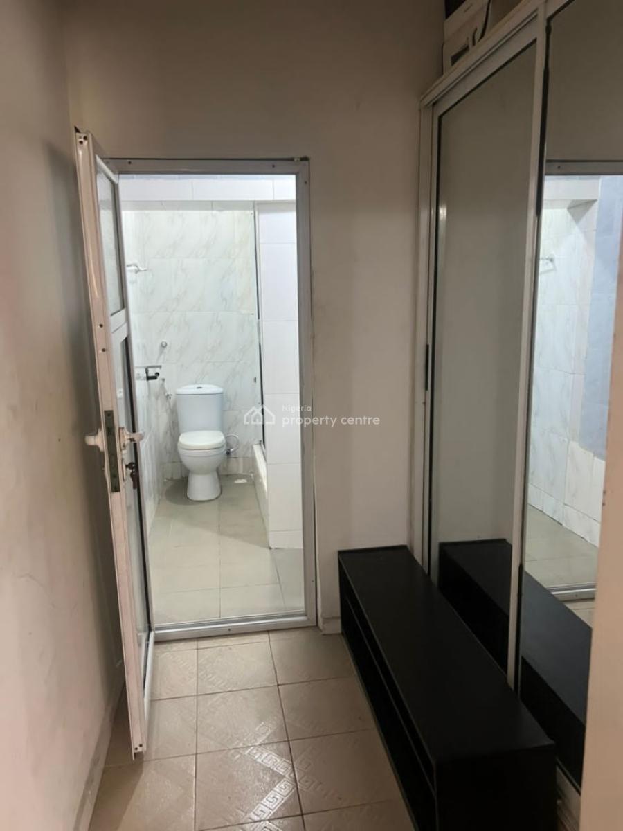 Well Maintained Mini Flat, Off Admiralty Way, Lekki Phase 1, Lekki, Lagos, Mini Flat (room and Parlour) for Rent