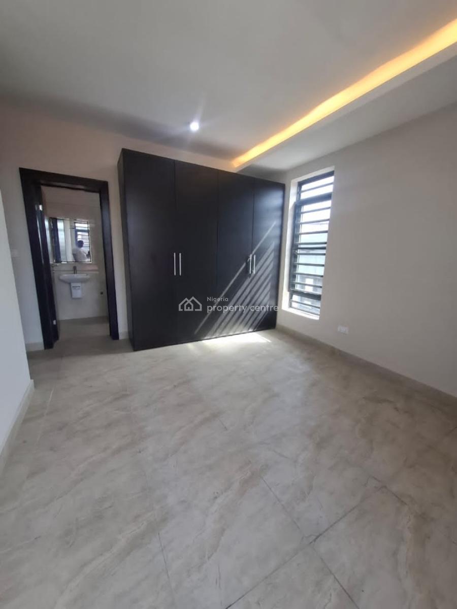 Newly Completed Modern 3-bedroom Flat with 1-room Bq, Lekki Phase 1, Lekki, Lagos, Flat / Apartment for Rent
