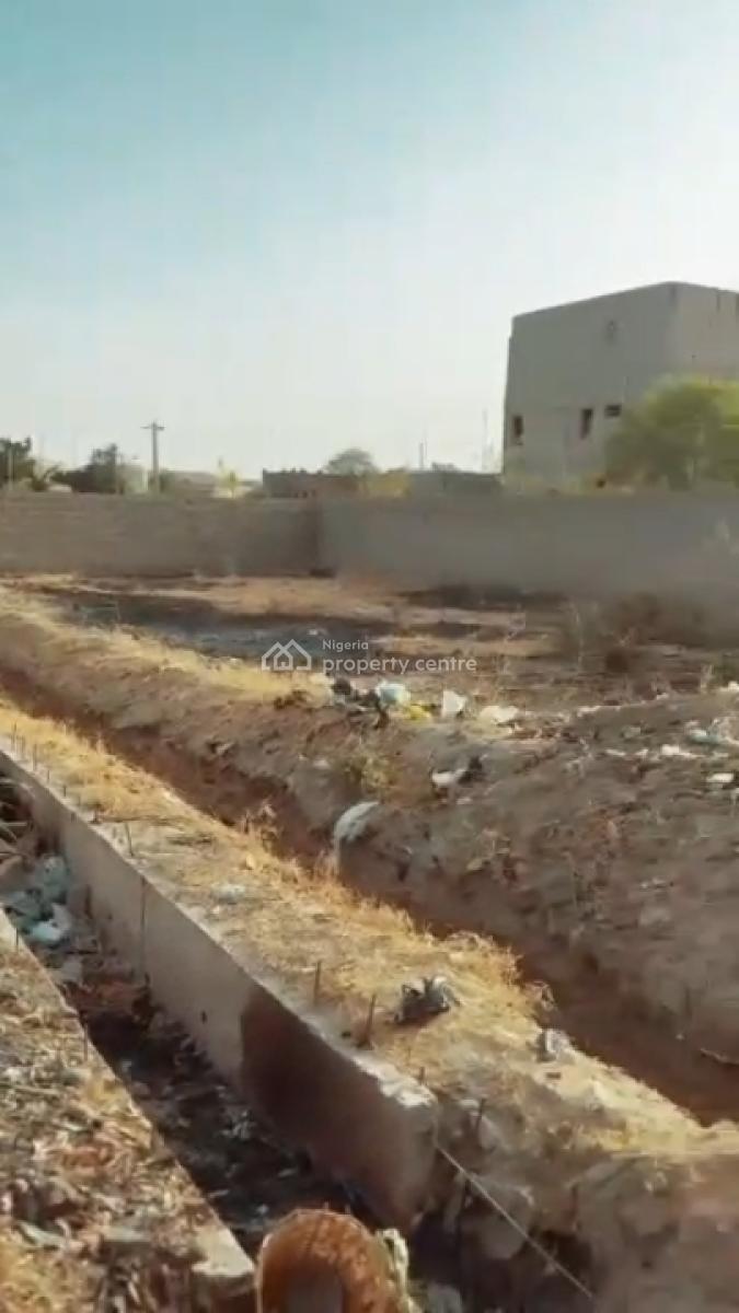 Residential Plot, Ibrahim Dabo Road, Nassarawa Gra, Nassarawa, Kano, Residential Land for Sale