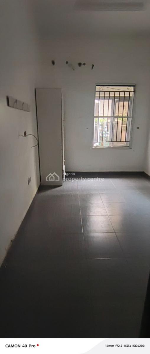 Spacious Mini Flat with Standard Kitchen, Chevron Drive, Lekki, Lagos, Mini Flat (room and Parlour) for Rent