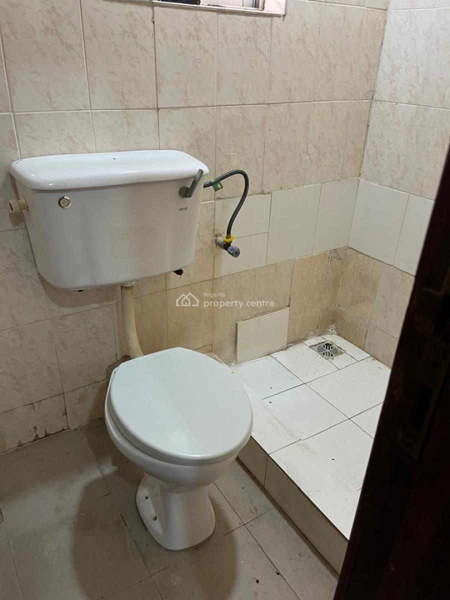 Spacious 1 Room Self Contain, Off Admiralty Road, Lekki Phase 1, Lekki, Lagos, Self Contain (single Rooms) for Rent