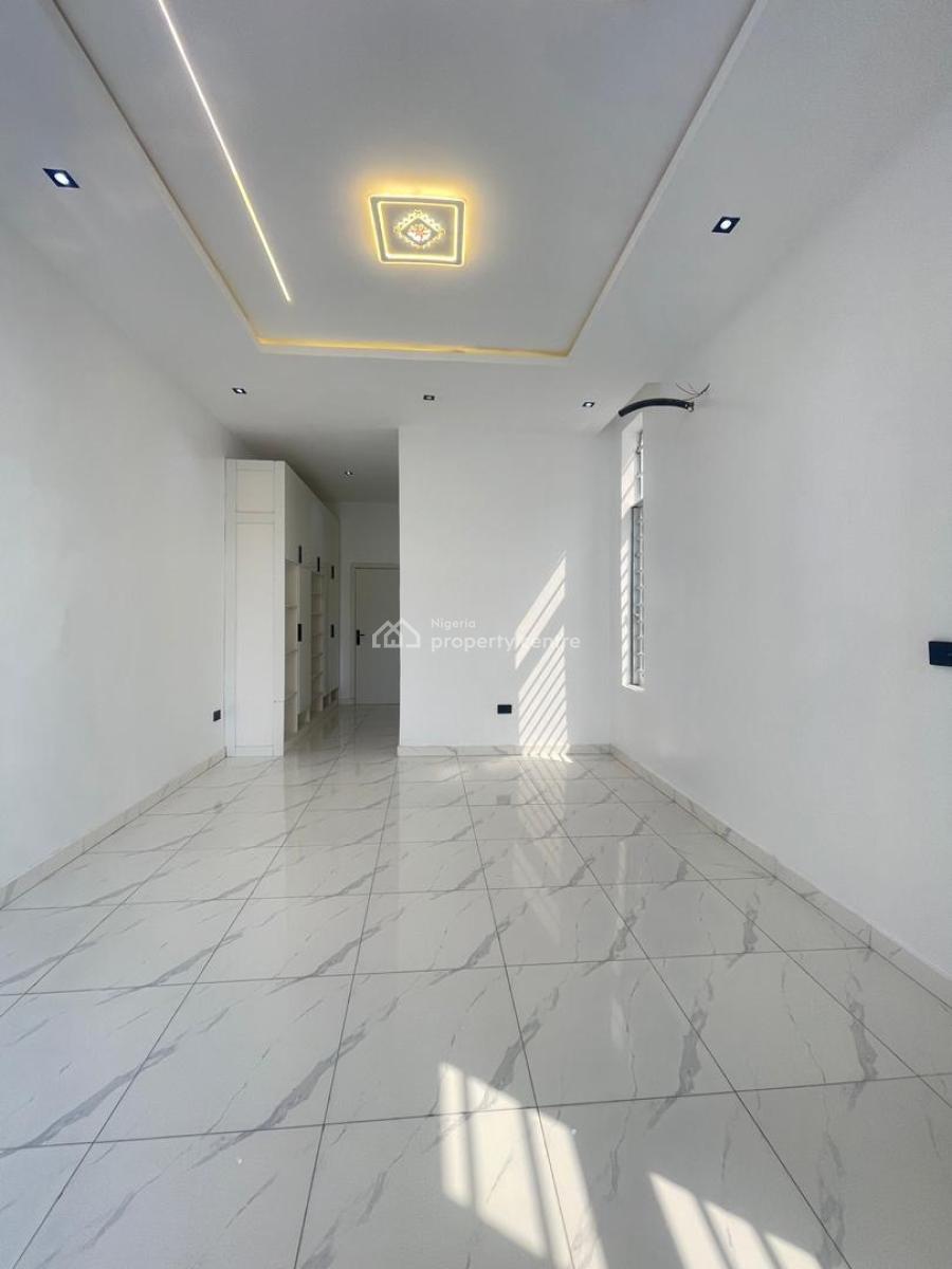Elegant 4-bedroom Semi-detached Duplex with Bq, Ajah, Lagos, Semi-detached Duplex for Sale