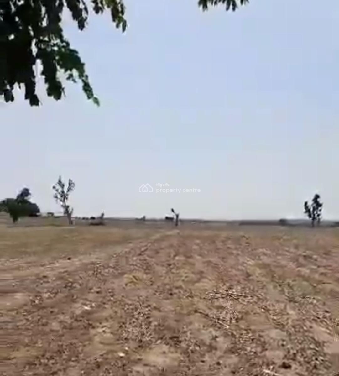 111 Hectares of Land, Guzape 2, Guzape District, Abuja, Mixed-use Land for Sale