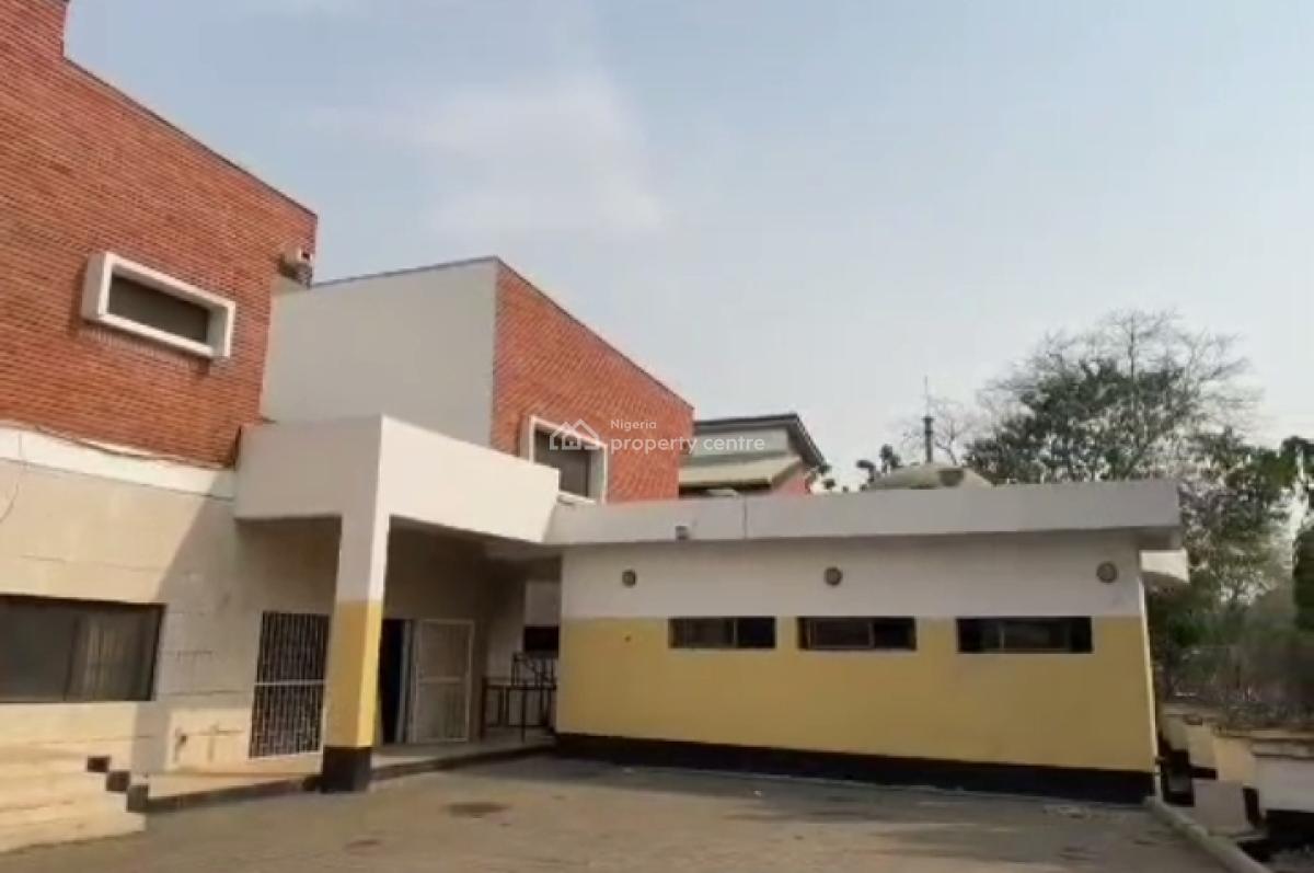 6 Bedroom Duplex with 4  Bedroom Guest House and 2 Room Bq, Asokoro District, Abuja, Detached Duplex for Rent