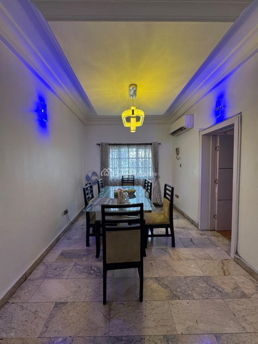 Massively Spacious Three (3) Bedroom Apartment, Ikoyi, Lagos, Flat / Apartment for Rent