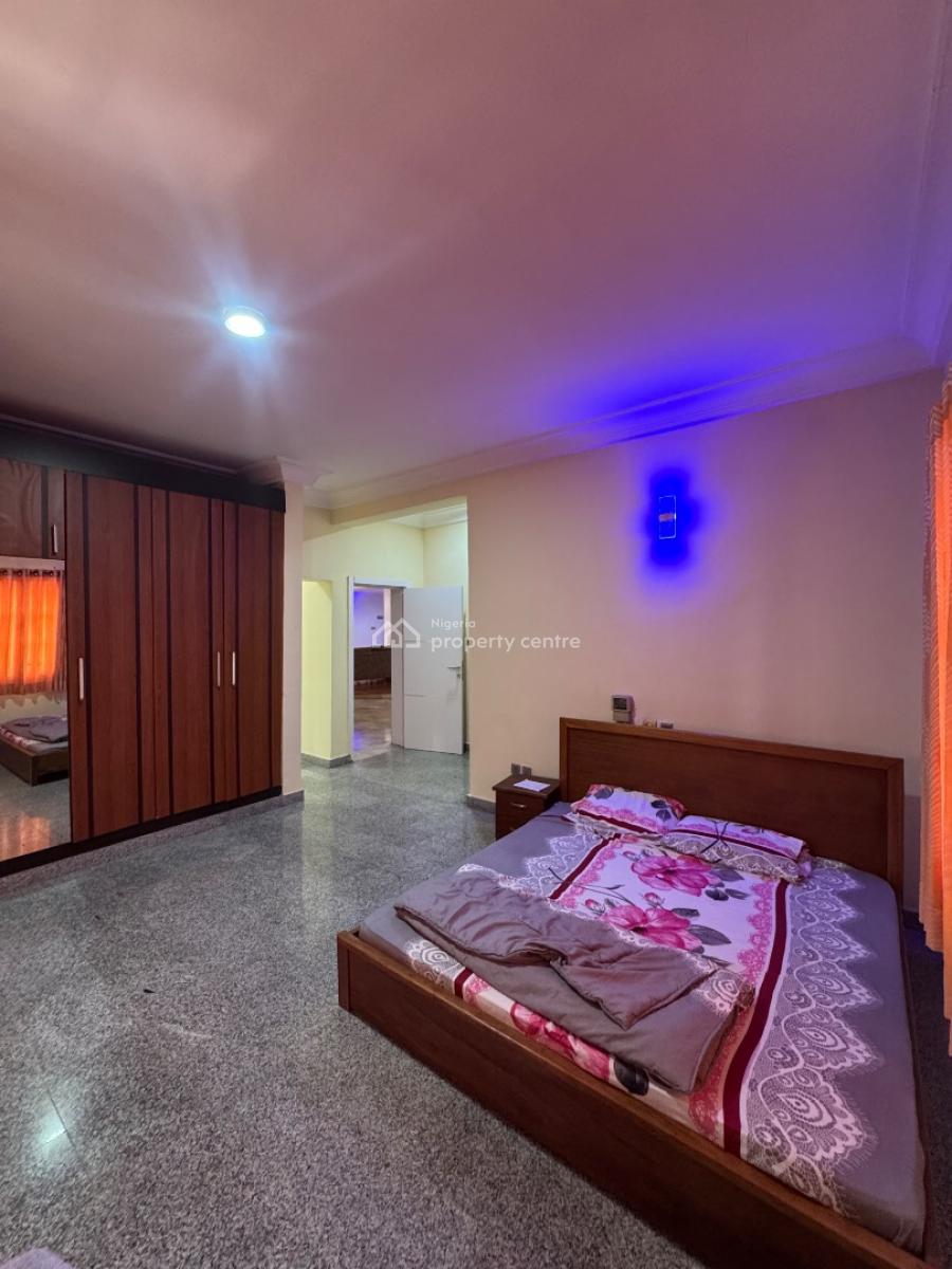 Massively Spacious Three (3) Bedroom Apartment, Ikoyi, Lagos, Flat / Apartment for Rent