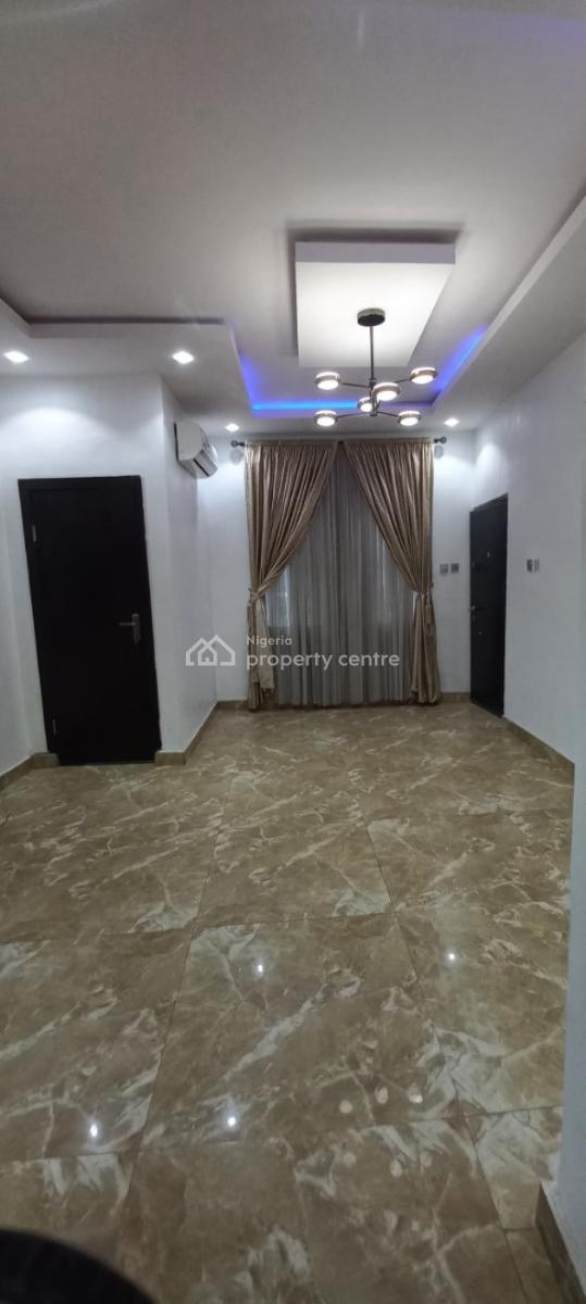 2bedroom Apartment at Off Freedom Way, Off Freedom Way Ikate, Lekki Phase 1, Lekki, Lagos, Flat / Apartment for Rent