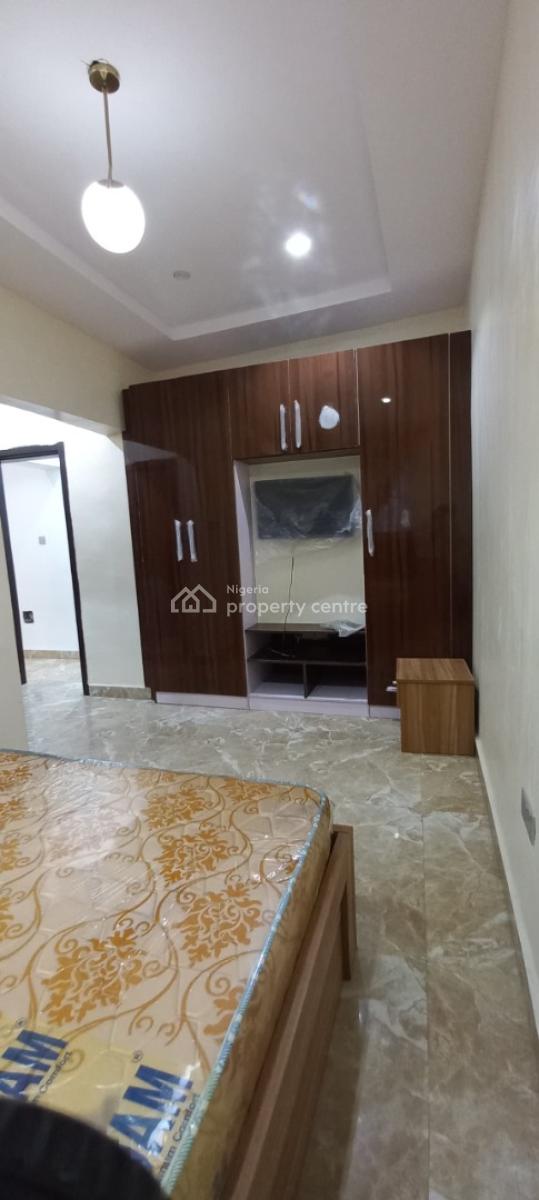 2bedroom Apartment at Off Freedom Way, Off Freedom Way Ikate, Lekki Phase 1, Lekki, Lagos, Flat / Apartment for Rent