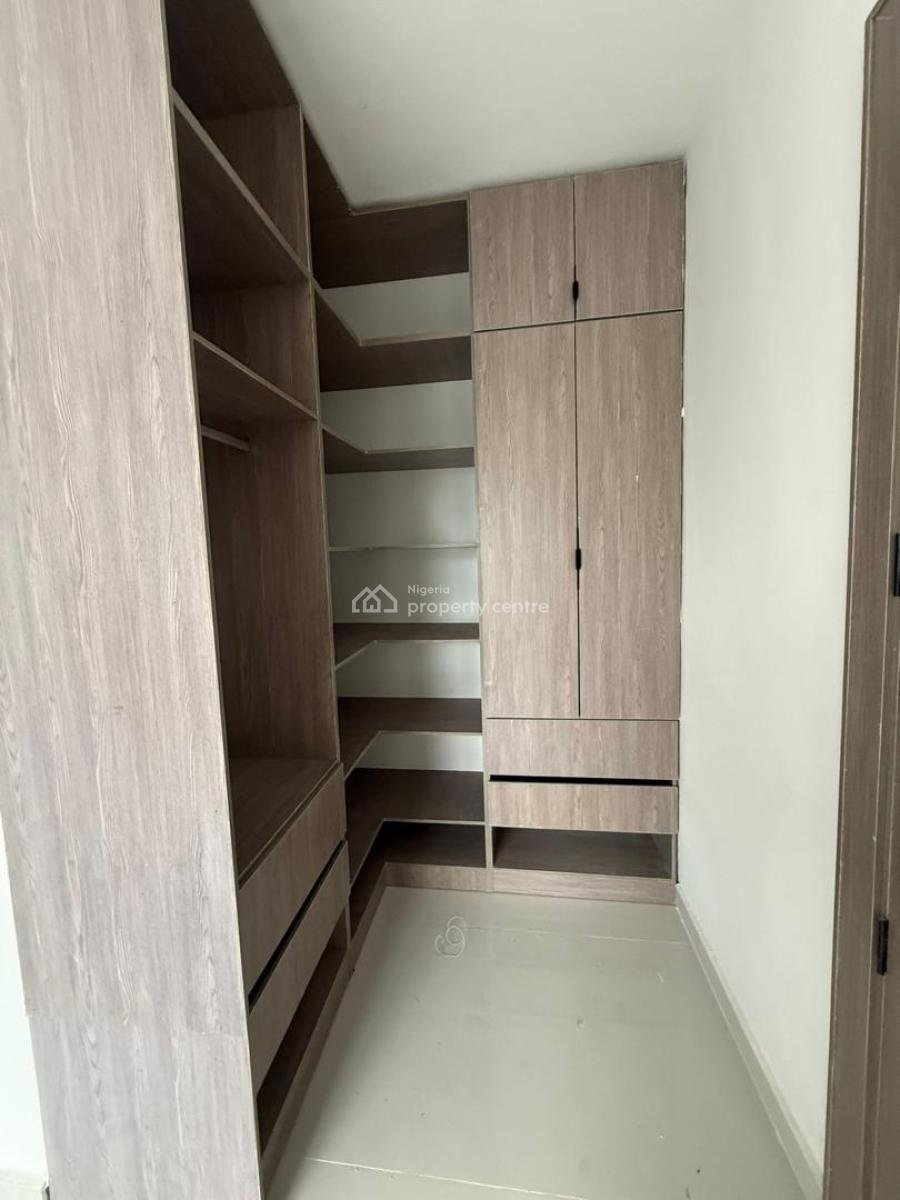 Luxury 2 Bedroom Apartment, Admiralty, Lekki Phase 1, Off Admiralty, Lekki Phase 1, Lekki, Lagos, Flat / Apartment for Rent