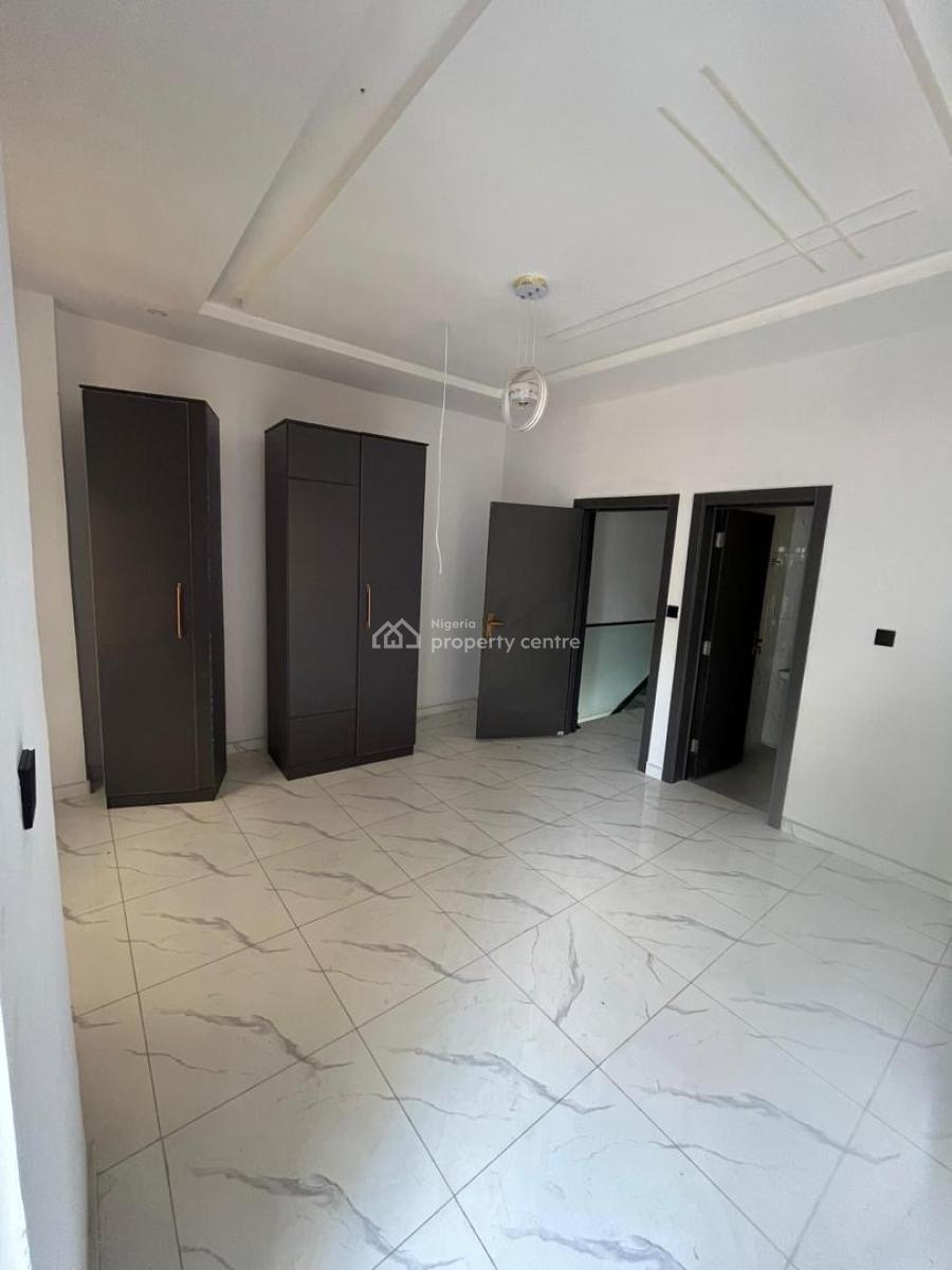 Beautifully Finished 4-bedroom Duplex with Bq in Yaba, Beautifully Finished 4-bedroom Semi-detached Duplex with Bq in Yaba, Yaba, Lagos, Semi-detached Duplex for Sale