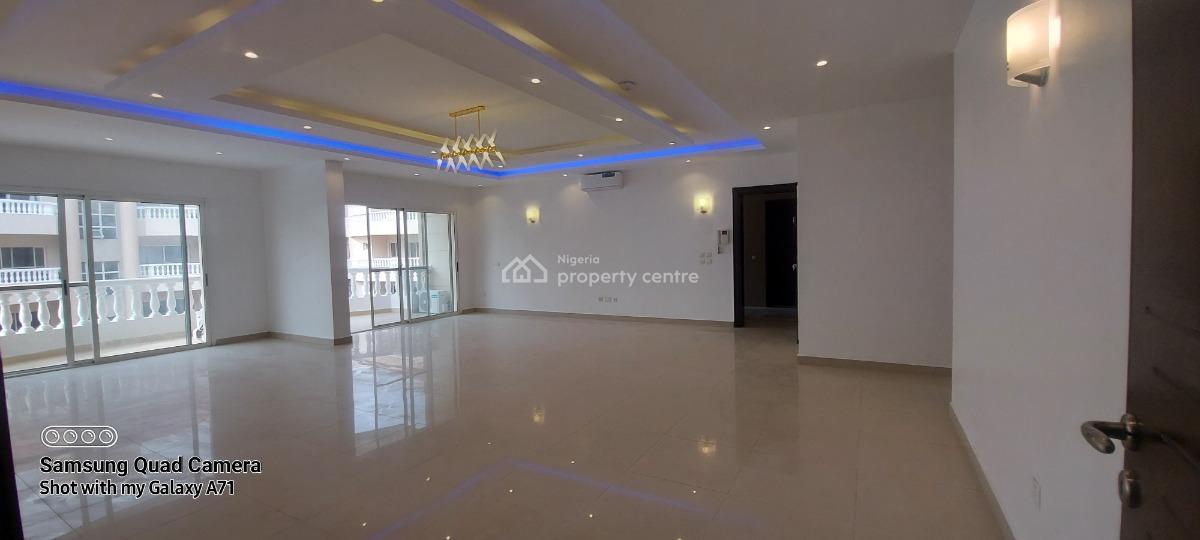Aesthetically Pleasing Waterfront 4 Bedroom Apartment with Jetty, Along Banana Island Estate Road, Banana Island, Ikoyi, Lagos, Flat / Apartment for Rent