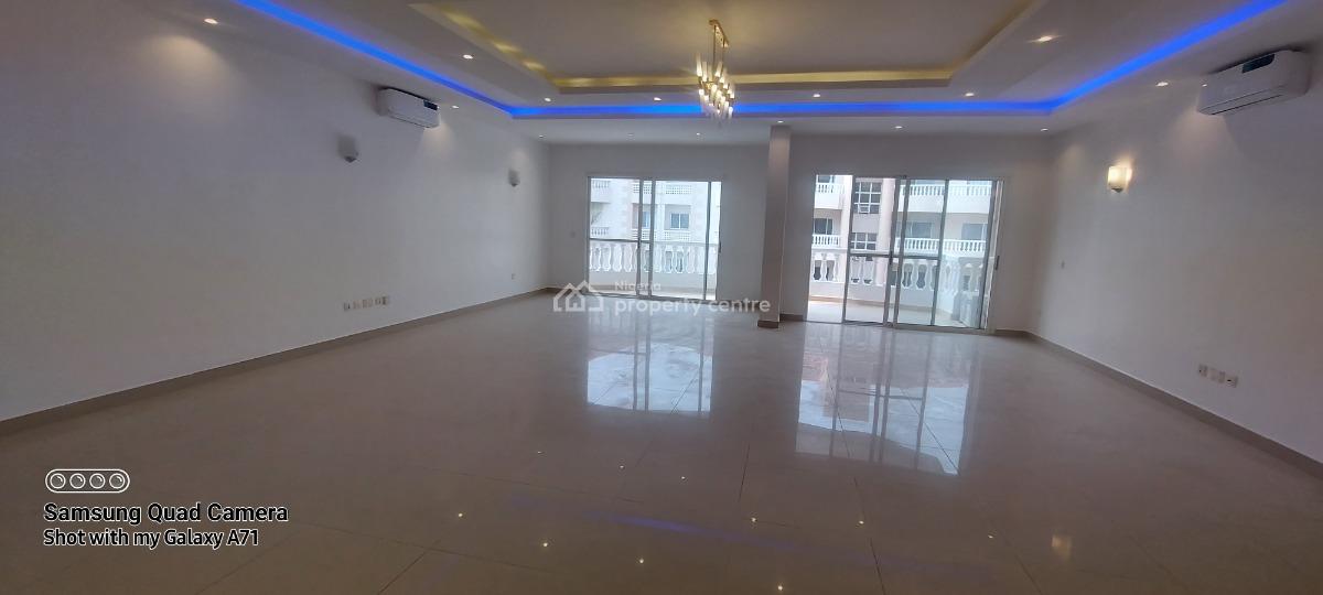 Aesthetically Pleasing Waterfront 4 Bedroom Apartment with Jetty, Along Banana Island Estate Road, Banana Island, Ikoyi, Lagos, Flat / Apartment for Rent