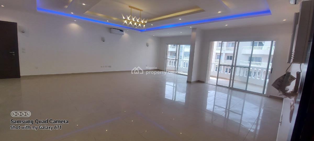 Aesthetically Pleasing Waterfront 4 Bedroom Apartment with Jetty, Along Banana Island Estate Road, Banana Island, Ikoyi, Lagos, Flat / Apartment for Rent