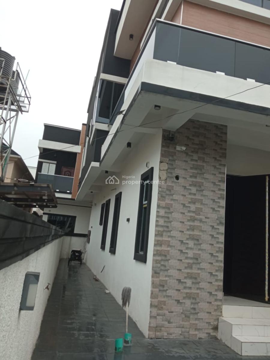 Well Maintained 6 Bed Room Fully Detached Duplex, Lekki, Lagos, Detached Duplex for Sale