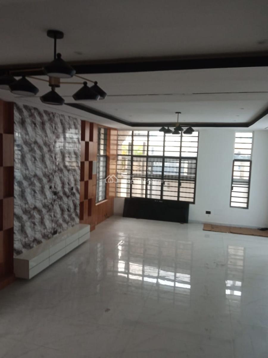Well Maintained 6 Bed Room Fully Detached Duplex, Lekki, Lagos, Detached Duplex for Sale