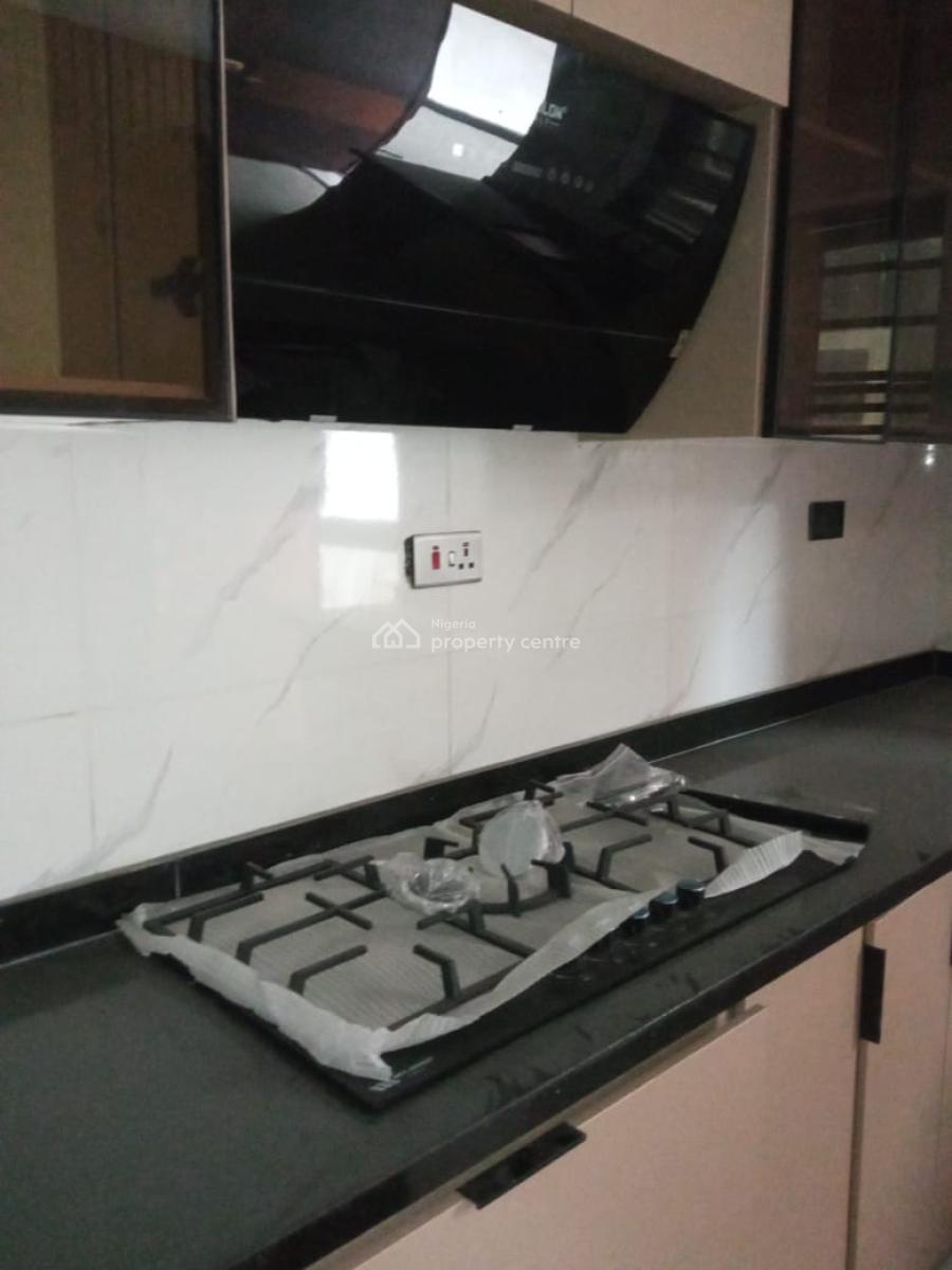 Well Maintained 6 Bed Room Fully Detached Duplex, Lekki, Lagos, Detached Duplex for Sale