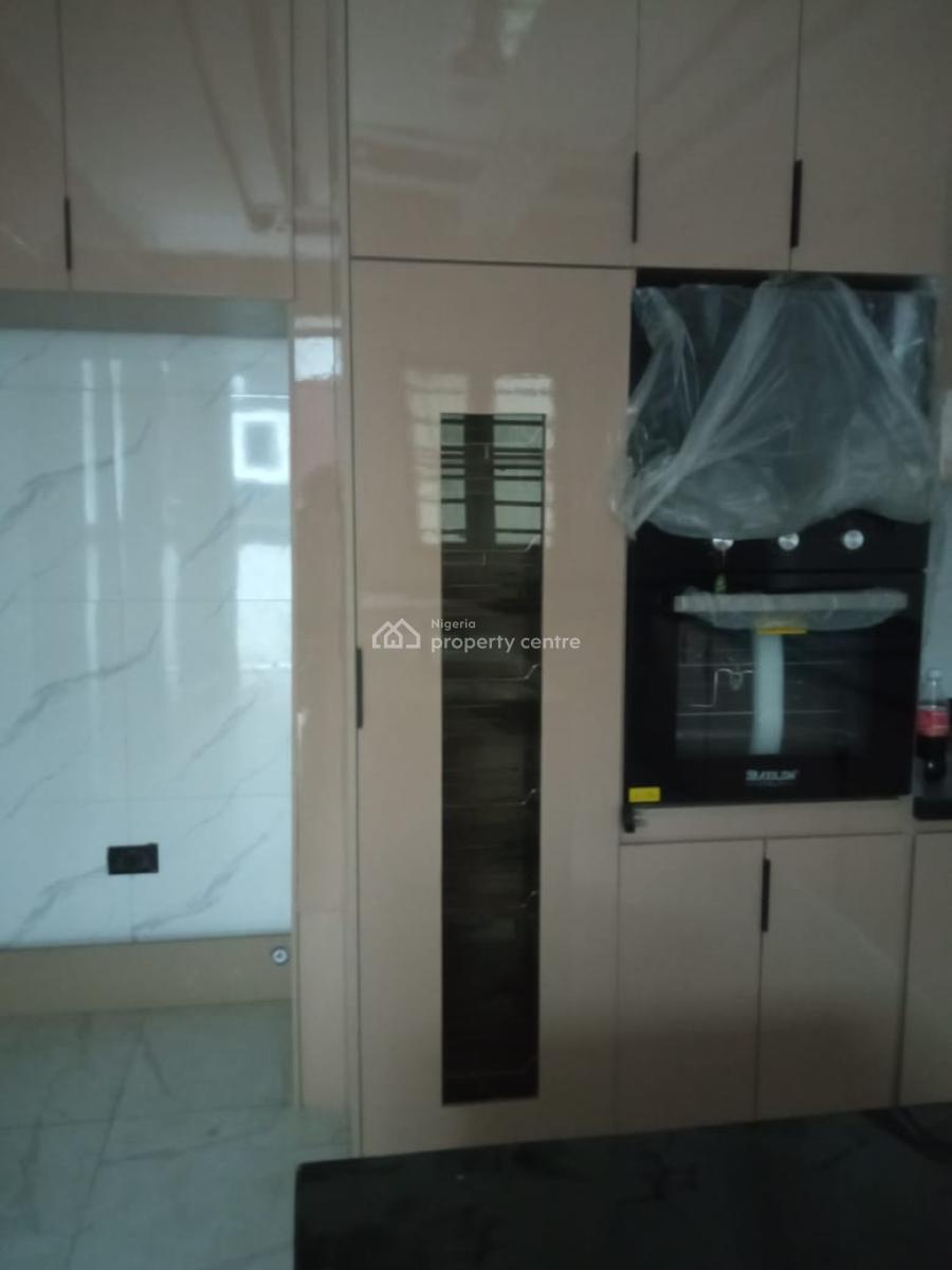Well Maintained 6 Bed Room Fully Detached Duplex, Lekki, Lagos, Detached Duplex for Sale