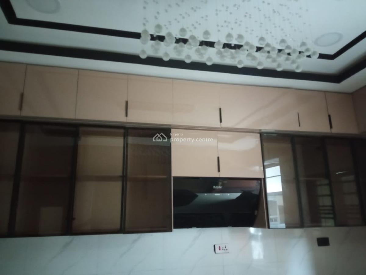 Well Maintained 6 Bed Room Fully Detached Duplex, Lekki, Lagos, Detached Duplex for Sale