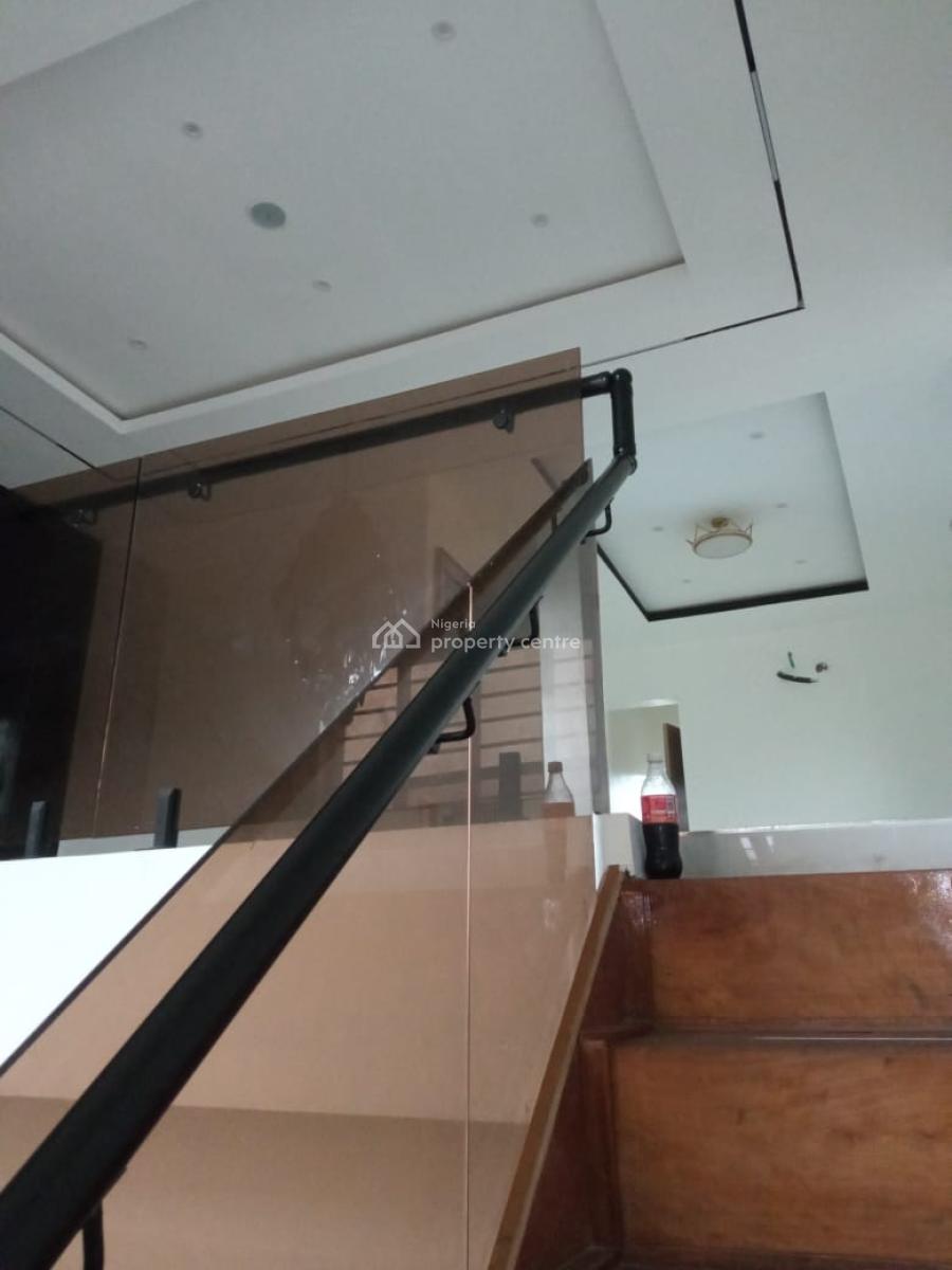 Well Maintained 6 Bed Room Fully Detached Duplex, Lekki, Lagos, Detached Duplex for Sale