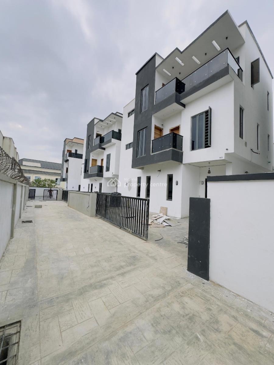 Nicely Designed 5 Bedroom Detached Duplex Plus Bq, Meticulously Built 5 Bedroom Duplex Plus Bq in a Secured Estate, Gra Phase 1, Magodo, Lagos, Detached Duplex for Sale