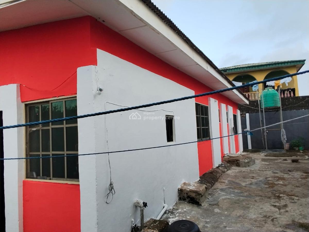 * 4 Nos of 3-bedrooms Flats on The Main Building  * 2 Nos of 2-bedro, Ikotun, Lagos, Block of Flats for Sale