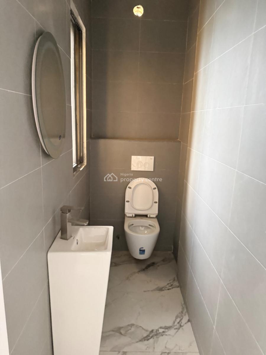 5 Units of 3 Bedroom Waterview Flats and 2 & 1 Bedroom Flats, Banana Island Road, Ikoyi, Lagos, Flat / Apartment for Sale