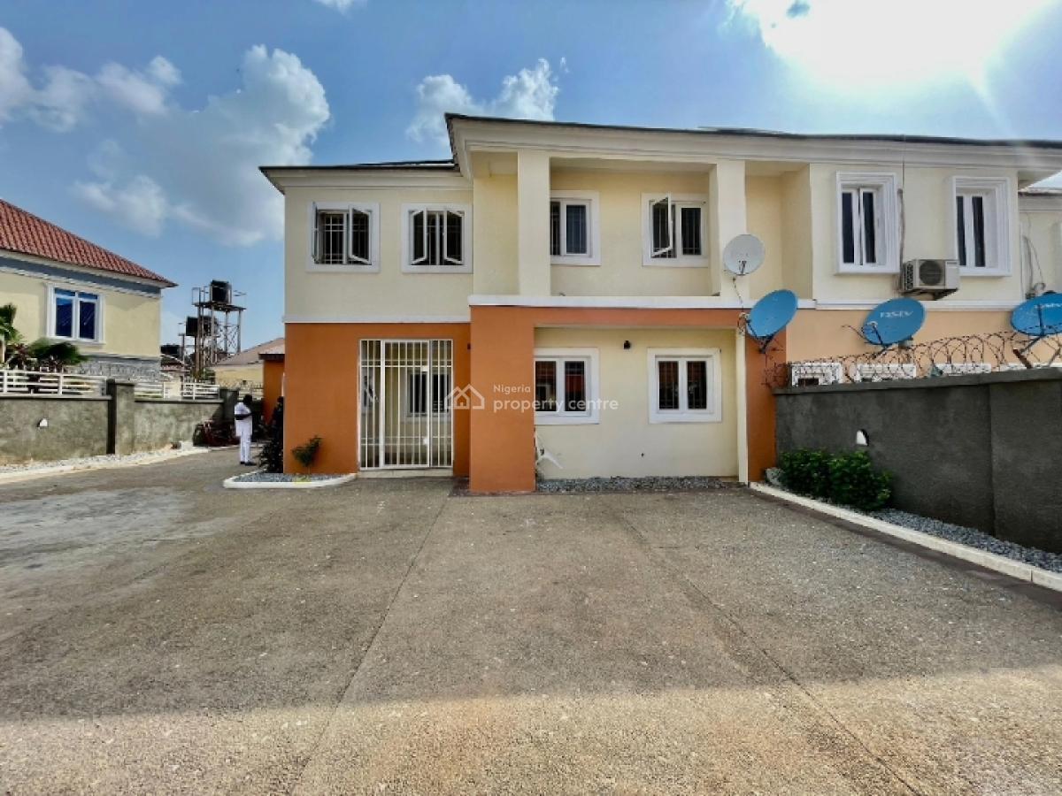 4bedrooms Semi Detached Duplex, Naf Valley Estate, Asokoro District, Abuja, Semi-detached Duplex for Rent