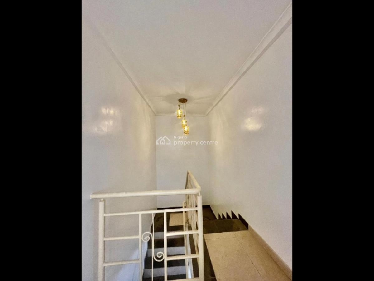 4bedrooms Semi Detached Duplex, Naf Valley Estate, Asokoro District, Abuja, Semi-detached Duplex for Rent
