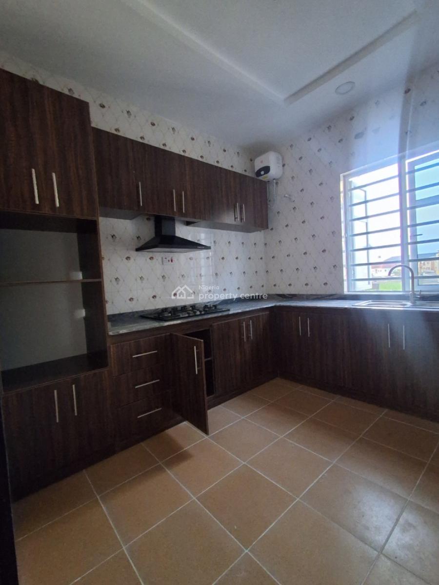 Luxury Brand New 2bedroom, in an Estate, Badore, Ajah, Lagos, House for Rent