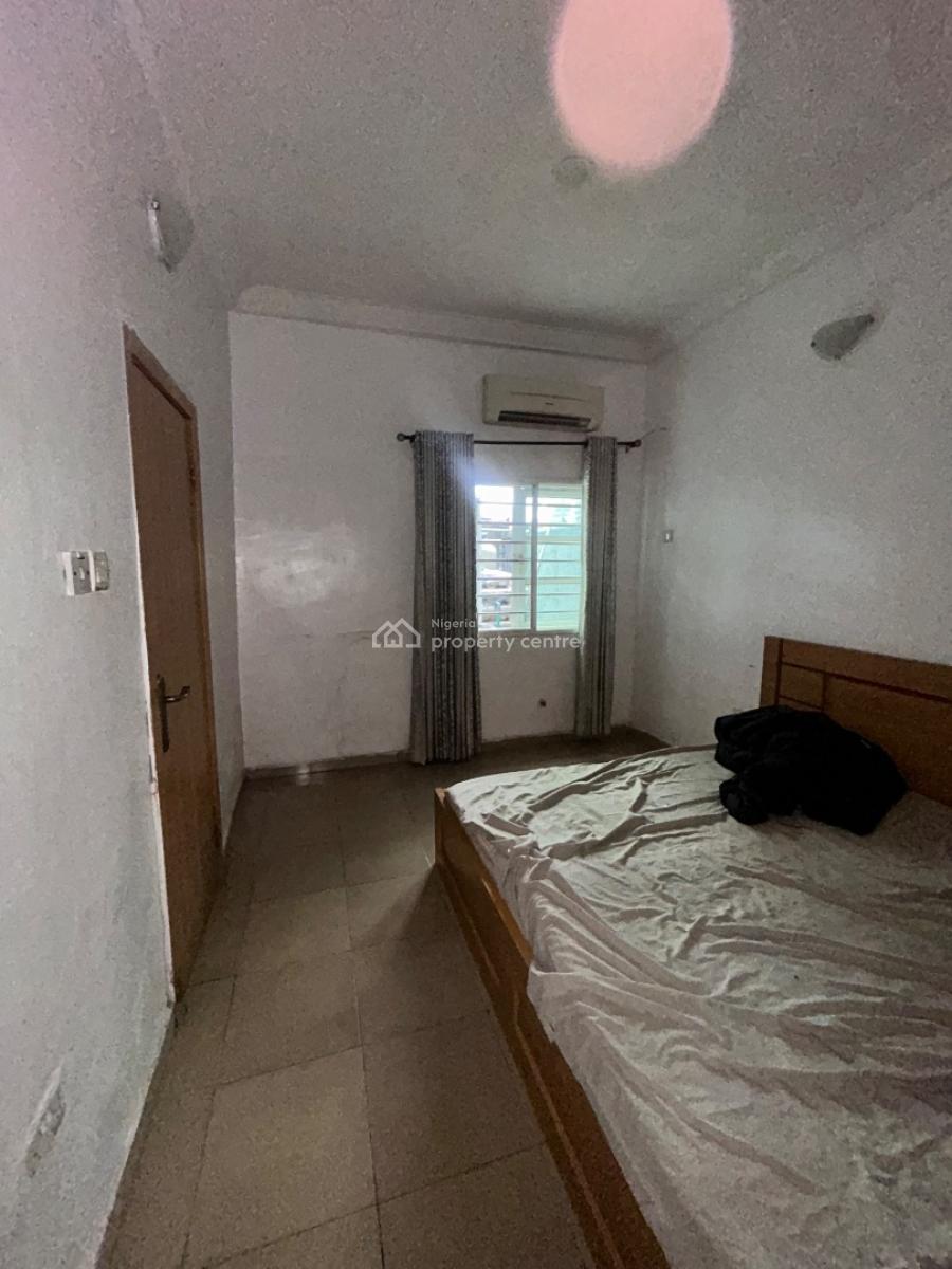 Direct 2 Bedroom Furnished Flat, 4 Adewale Kolawole Crescent Lekki Right, Lekki Phase 1, Lekki, Lagos, Flat / Apartment for Rent
