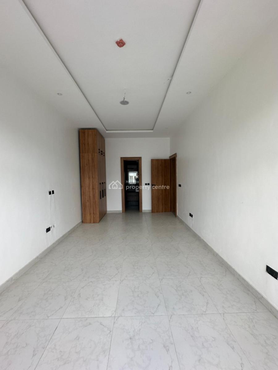 Luxury Fully Serviced 2 Bedroom Flat, Lekki Phase 1, Lekki, Lagos, Flat / Apartment for Rent