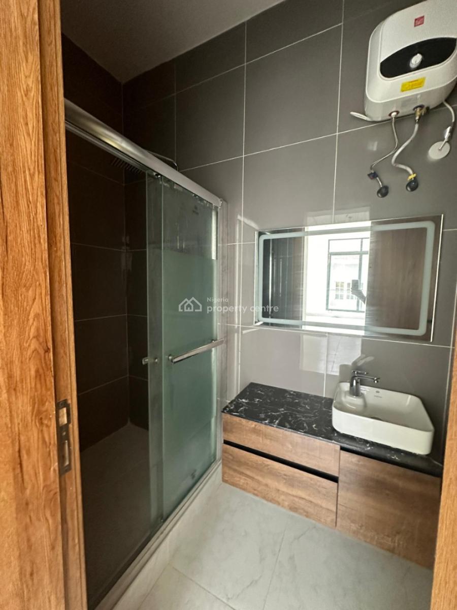 Luxury Fully Serviced 2 Bedroom Flat, Lekki Phase 1, Lekki, Lagos, Flat / Apartment for Rent
