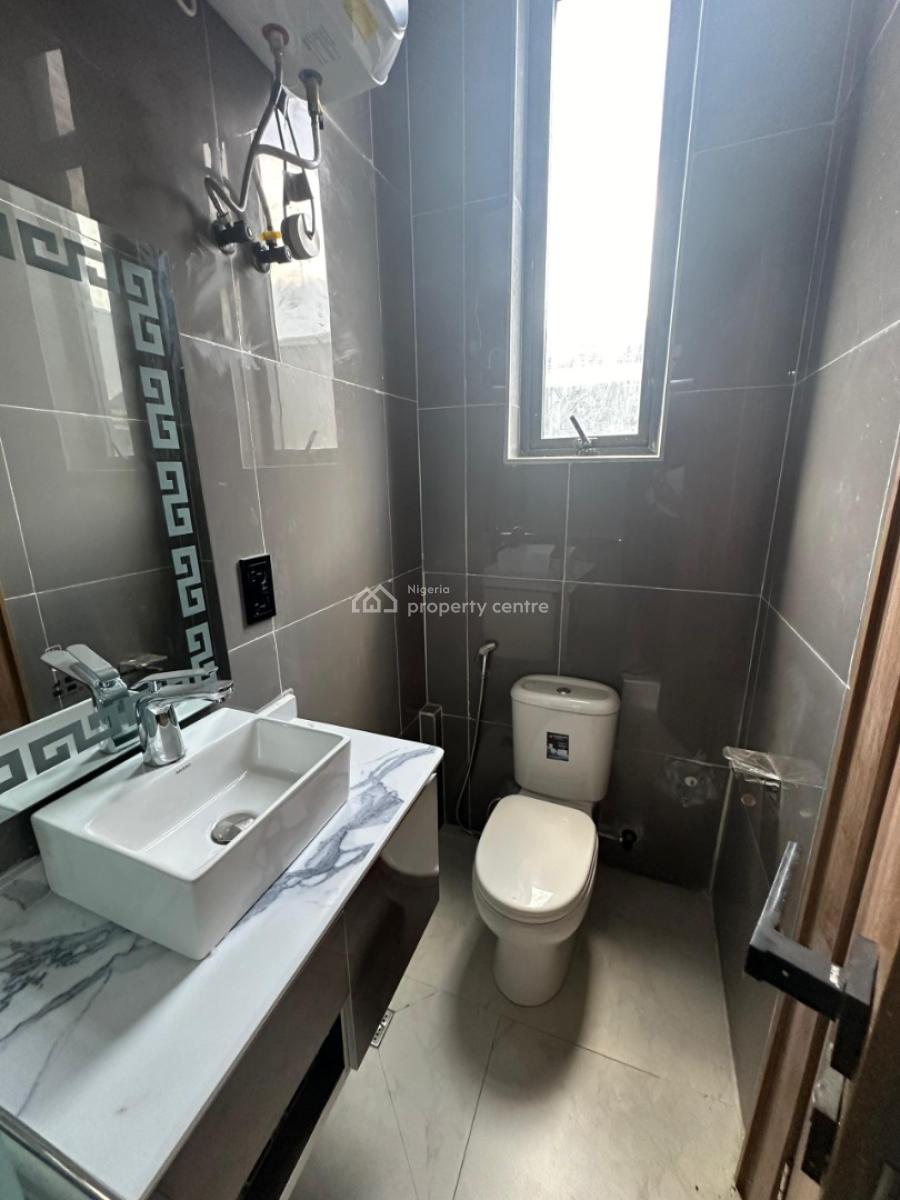 Luxury Fully Serviced 2 Bedroom Flat, Lekki Phase 1, Lekki, Lagos, Flat / Apartment for Rent