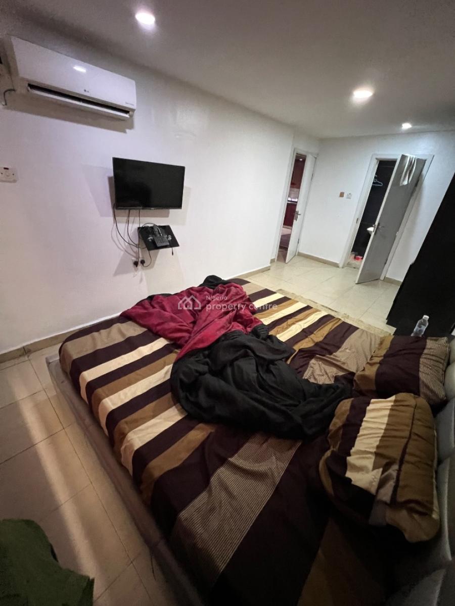 2-bedroom Apartment with a Swimming Pool, a Gym and 24/7 Electricity, Oniru Estate, Victoria Island (vi), Lagos, Flat / Apartment for Rent