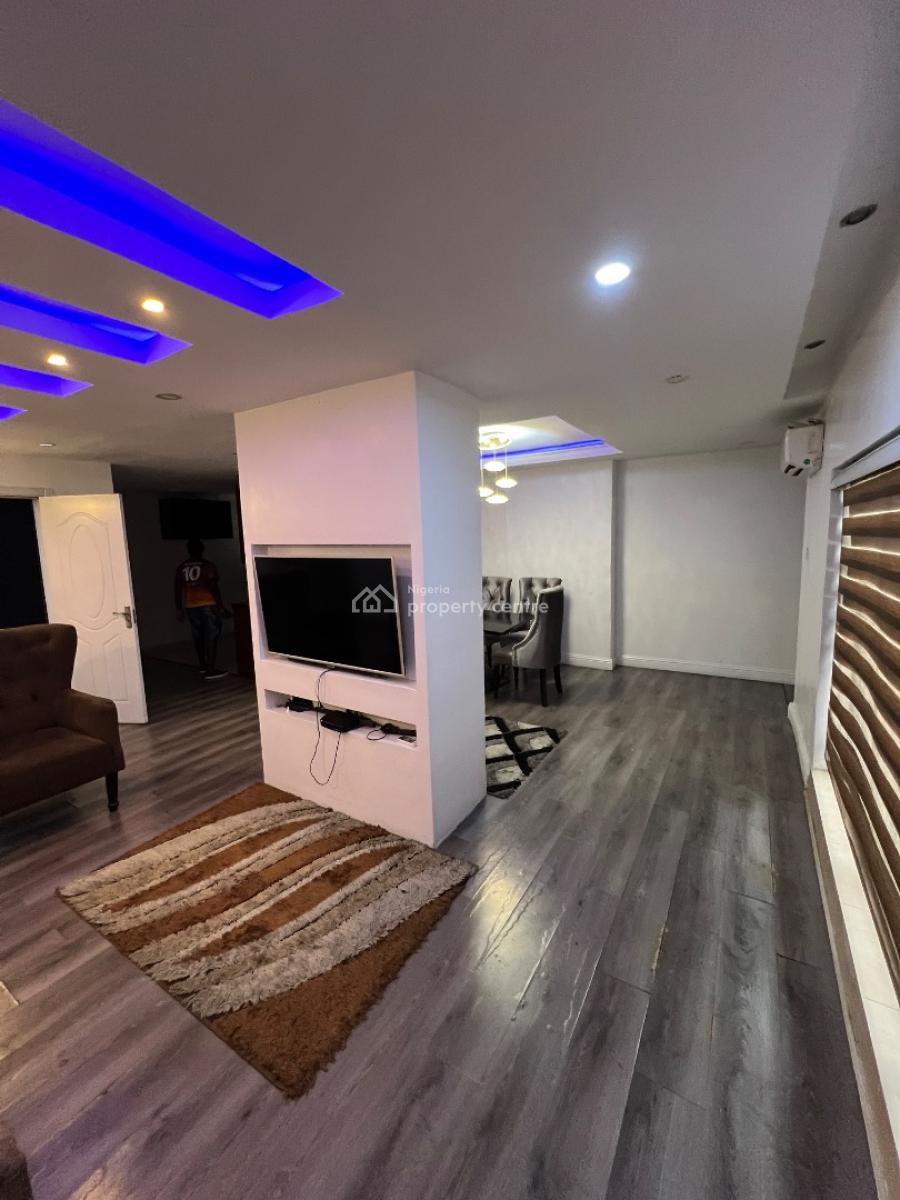 2-bedroom Apartment with a Swimming Pool, a Gym and 24/7 Electricity, Oniru Estate, Victoria Island (vi), Lagos, Flat / Apartment for Rent