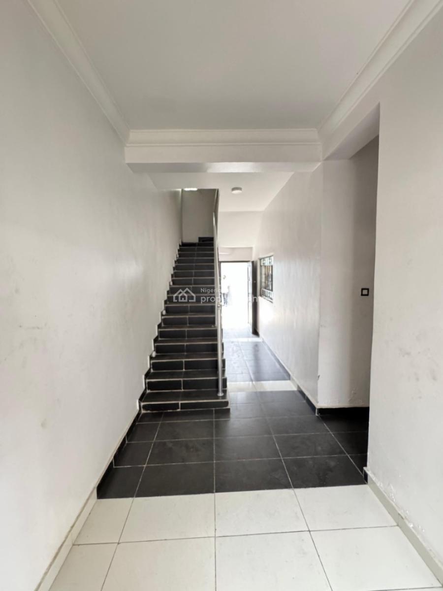 Beautiful 3bedroom Terrace Duplex with a Bq, Lekki Phase 1, Lekki, Lagos, Terraced Duplex for Sale