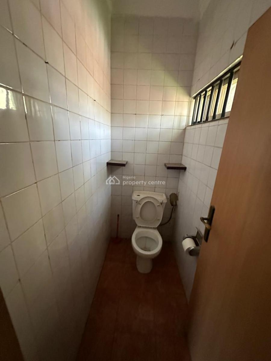 1 Bedroom Apartment, By El Amin School, Maitama District, Abuja, Flat / Apartment for Rent