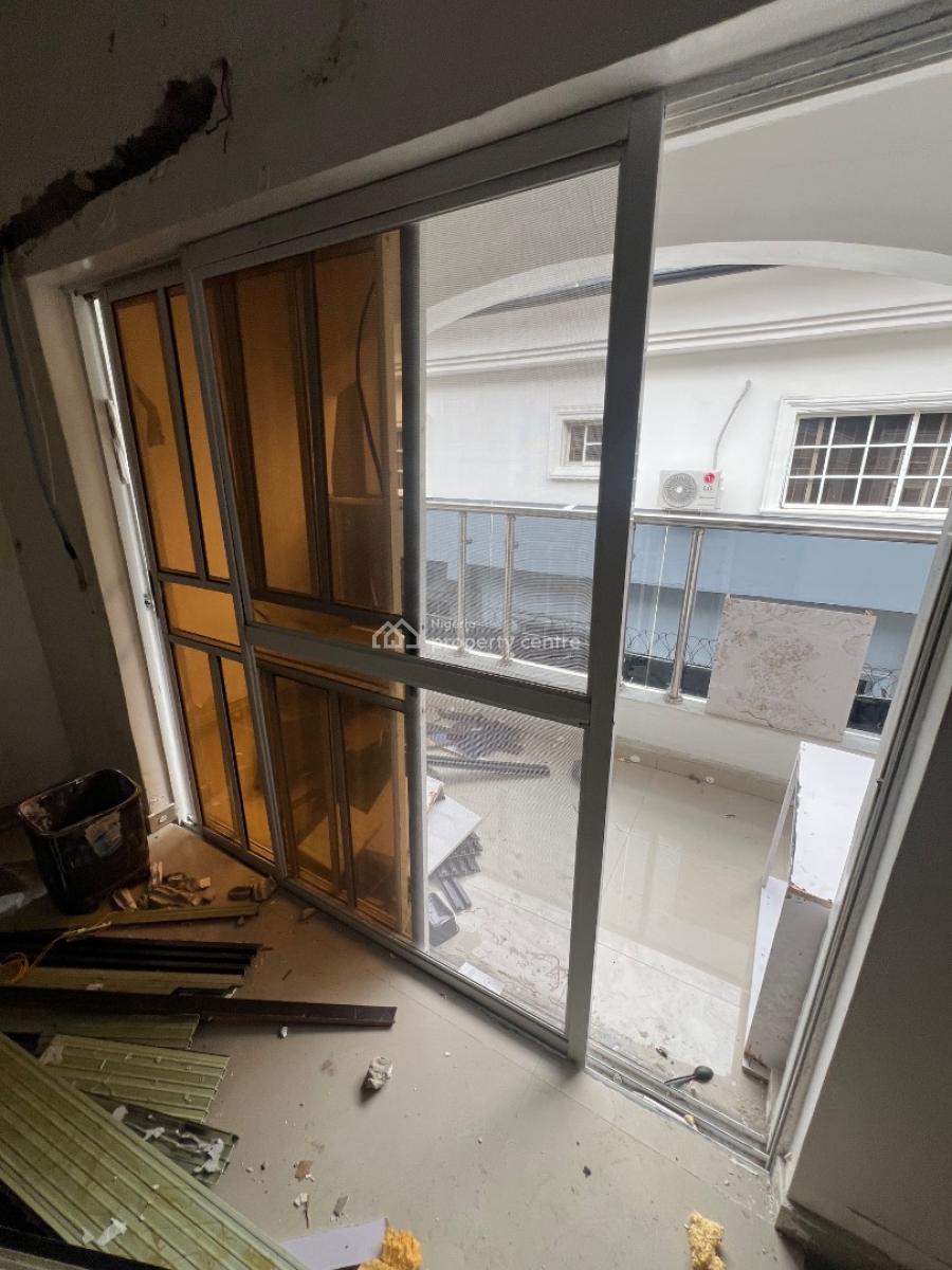 Very Spacious 1-bedroom Flat with Two Balconies at The Heart of Lekki, Lekki Phase 1, Lekki, Lagos, Mini Flat (room and Parlour) for Rent