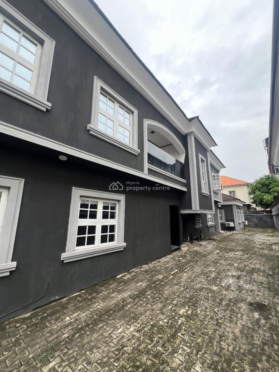 Very Spacious 1-bedroom Apartment at The Heart of, Lekki Phase 1, Lekki, Lagos, Mini Flat (room and Parlour) for Rent