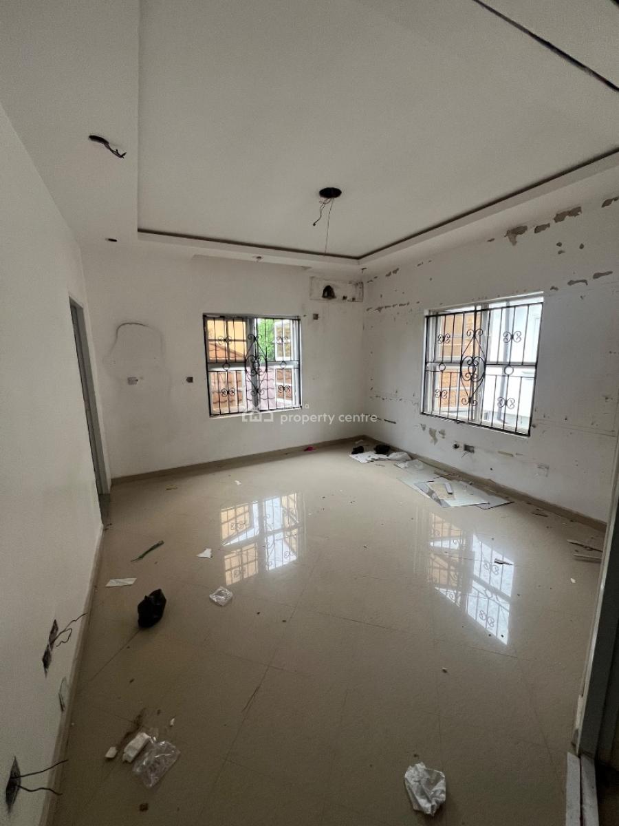 Very Spacious 1-bedroom Apartment at The Heart of, Lekki Phase 1, Lekki, Lagos, Mini Flat (room and Parlour) for Rent